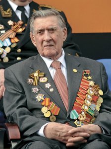 Дважды Герой Социалистического Труда был награждён шестью орденами Ленина
