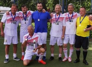 В Костроме состоялся очередной футбольный турнир среди ветеранов спорта
