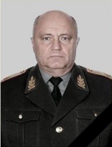 Светлой памяти генерал-майора внутренней службы в отставке Александра Витальевича Фурса